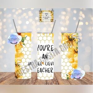 You’re an un-bee-lievable teacher ♥️